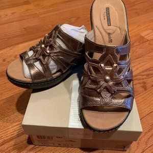 Clarks Delana Venna  Wedge Sandals